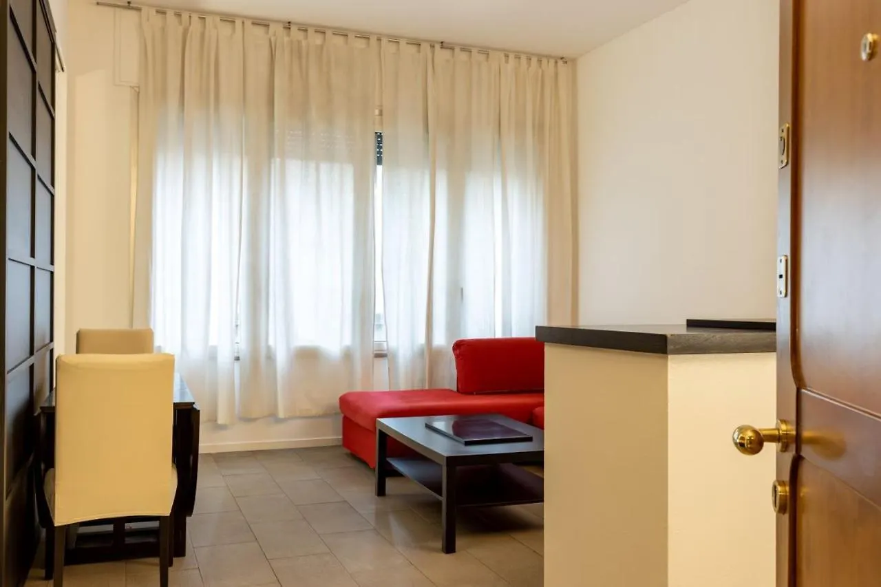 Apartment In Brera-Fatebenefratelli-Porta Nuova-Milano